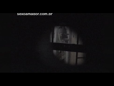 ❤️ Hoʻopaʻa malū ʻia ʻo Blondie e kahi voyeur kaiāulu i hūnā ʻia ma hope o nā pōhaku lepo ❤❌ Fucking video  ia makou ❌️❤